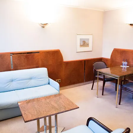 Royal 4* Stuttgart