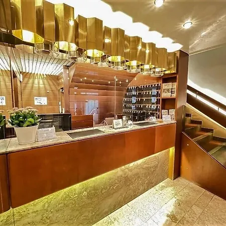 Royal Hotel 4*