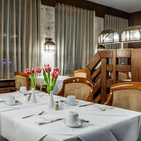 Royal Hotel 4*