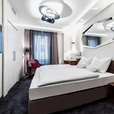 Hotel Royal 4*